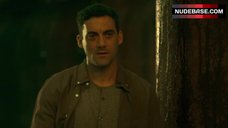 34. Amy Ferguson Nude in Lesbi Scene – Split