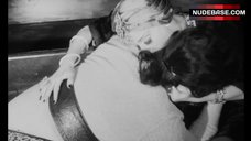 67. Mink Stole Lesbi Scene – Multiple Maniacs