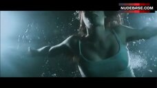 12. Amanda Righetti Sexy – Return To House On Haunted Hill