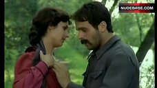 12. Noemie Kocher Bare Tits – Le Roi En Son Moulin