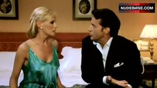 23. Paula Vazquez No Bra – Merry Christmas