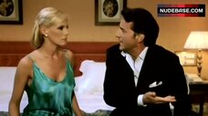 Paula Vazquez No Bra – Merry Christmas