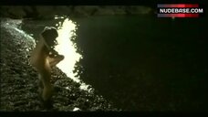 89. Nikola Kastner Bare Breasts and Ass on Beach – Kussen Verboten, Baggern Erlaubt