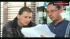 89. Hannah Herzsprung Topless Photo – Aus Heiterem Himmel