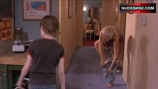100. Helen Hunt Flashes Underwear – Pay It Forward
