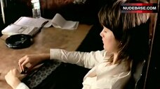 12. Trish Goff Flashes Pokies – Noise