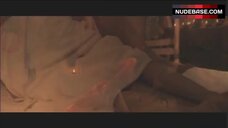 45. Kristin Kreuk Intimate Scene – Partition