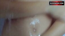 23. Nude Sophie Quinton in Shower – La Chatte Andalouse