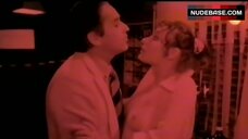 34. Nadiuska Shows Boobs – Siete Chicas Peligrosas