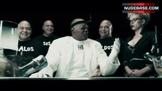 56. Scarlett Johansson Decollete – The Spirit