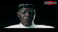 67. Scarlett Johansson Decollete – The Spirit