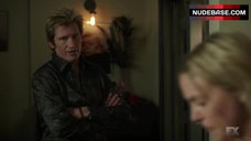 89. Elaine Hendrix in Sexy Underwear – Sex&Drugs&Rock&Roll