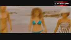 34. Sylvia Poorta Bikini Scene – Zus & Zo