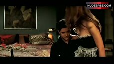 78. Elizabeth Hurley Seduces Man – Bedazzled