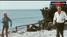 34. Laurene Landon Sexy Scene – Yellow Hair And The Fortress Of Gold