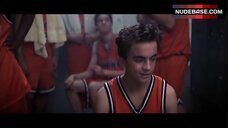 78. Angie Harmon Sexy Scene – Agent Cody Banks