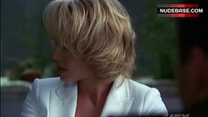 89. Kelly Carlson Lesbian Scene – Nip/Tuck