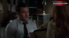 89. Amanda Righetti Lingerie Scene – The Mentalist