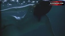 34. Marlee Matlin Nude in Underwater – Children Of A Lesser God