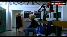 23. Caroline Schreiber Nude Boobs and Bush – Einer Geht Noch