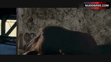 100. Marina Hands Bare Boobs – Partage De Midi