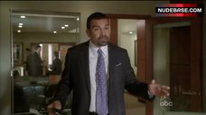 89. Felicity Huffman Cleavage – Desperate Housewives