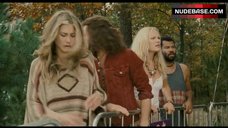 1. Jennifer Aniston Sexy Scene – Wanderlust