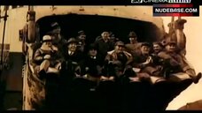 34. Anita Sanders Nude Running – Nerosubianco