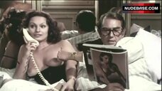 23. Nadiuska Naked Boobs – Suave, Carino, Muy Suave