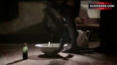 1. Romola Garai Pissing in Pelvis – The Crimson Petal And The White