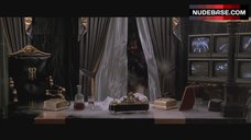 89. Mary Elizabeth Mastrantonio Flashes Breasts – Scarface