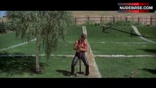45. Luanne Roberts Full Frontal Nudity – Thunderbolt And Lightfoot