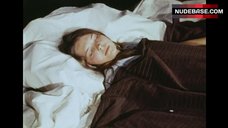 1. Julie Ritter Naked Tits – Death Bed: The Bed That Eats