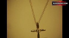 67. Julie Ritter Naked Tits – Death Bed: The Bed That Eats