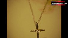 89. Julie Ritter Naked Tits – Death Bed: The Bed That Eats