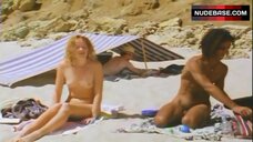 Kate Jenkin Naked on Beach – Maslin Beach