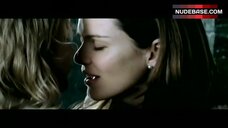 20. Jacinda Barrett Lesbian Kiss – Bridget Jones: The Edge Of Reason