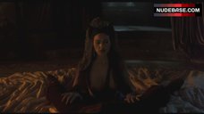 12. Florina Kendrick Exposed Her Breasts – Dracula