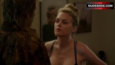 89. Elaine Hendrix in Lingerie – Sex&Drugs&Rock&Roll