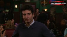 78. Rachel Bilson Lesbian Kiss – How I Met Your Mother