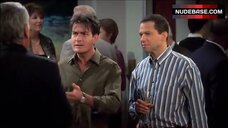 45. Jenny McCarthy Decollete – Two And A Half Men