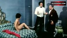 Pilar Velazquez Flashes Tits and Ass – Sesso In Testa