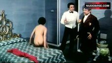 23. Pilar Velazquez Flashes Tits and Ass – Sesso In Testa