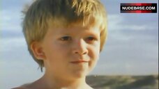 23. Jennifer Ross Shows Breasts and Hairy Pussy – Maslin Beach