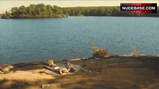 67. Michelle Trachtenberg Shows Ass – Beautiful Ohio