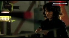 34. Marlee Matlin Having Lesbian Sex – The L Word