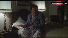 89. Verna Bloom Shows Panties – Animal House