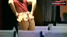 89. Bettina Redlich Butt Exposed – Wambo