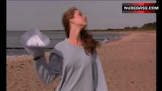 1. Michelle Trachtenberg Bikini Scene – Eurotrip