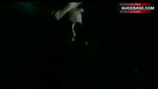 78. Paris Hilton Privat Striptease – House Of Wax